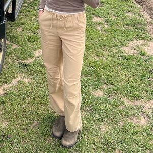 TNA aritzia Cache Cargo Pant